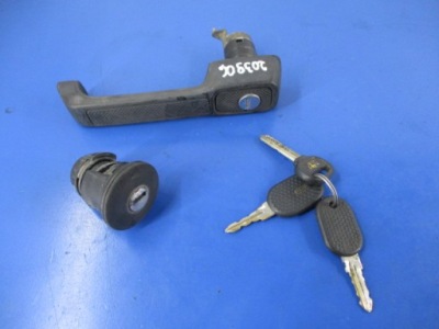 Fiat uno ручка перед левая czarna +ключ +крышка заливной топлива фото №1