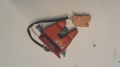 Vw fox замок кришки задній багажника 5z6827505 фото №1
