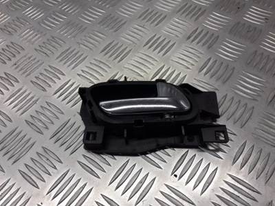 Ручка правая задняя внутренняя peugeot 407 фото №1