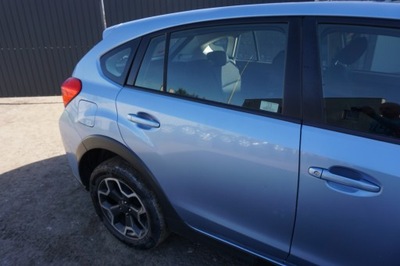 SUBARU XV DE PUERTA DERECHA PARTE TRASERA E7F NIEBIESKIE VENTANAS 2013ROK  