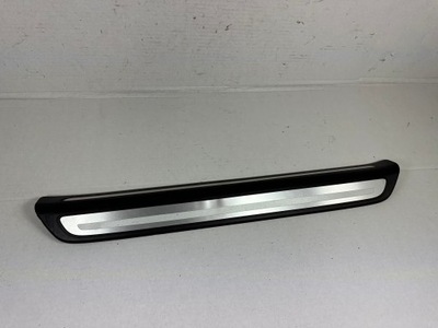 Q3 8u lift накладка поріг права перед 8u0853374 фото №1