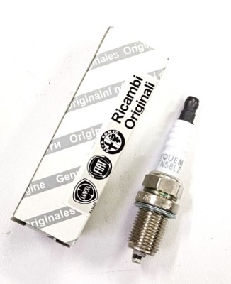 Свічка запалювання alfa romeo fiat nowa оригінальний номер фото №1