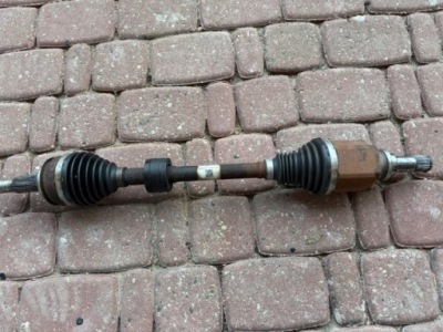 Привідний вал ліва przedia перед renault espace vi austral 1,2 e-tech 391015485r фото №1