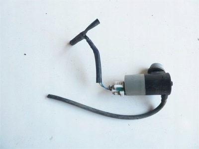 Помпа омивача toyota auris i 2006-2012 rok фото №1