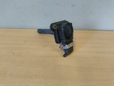 Audi a4 b5 1.8t катушка зажигания e2019100016 фото №1