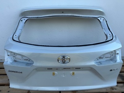 Крышка багажника багажника задняя задняя toyota corolla cross 2022- bardzo ladna оригинальный фото №1