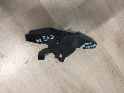 Toyota corolla verso ii замок капот eu фото №1