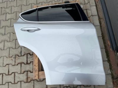 Alfa romeo stelvio 2.0 turbo q4 дверей праве  задній задні комплектна  17 r. фото №1