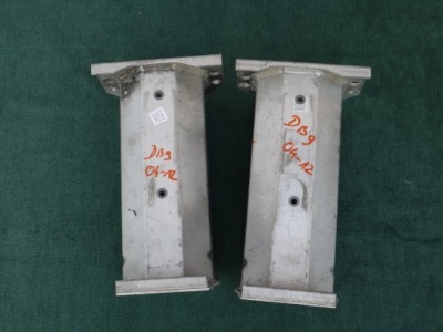 Зона деформації болти aston martin db9 2004-2012r фото №1