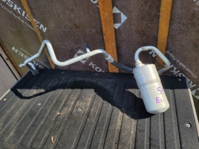 Шланг кондиционера 93856084 trafic vivaro ii фото №1