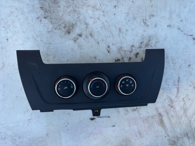 Renault master 3 iii рамка радіо панель кондиціонера 682606899r фото №1