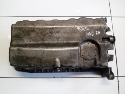 Vw golf v audi a3 2.0tdi піддон масляна 038103603ag фото №1