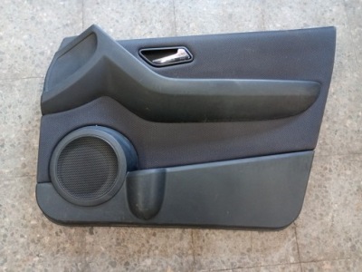 A1697200470 обшивка правый перед mercedes w169 фото №1