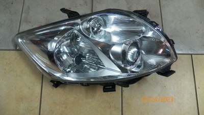 FARO DERECHA PARTE DELANTERA TOYOTA AURIS 81130-12A30  