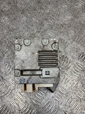 Модуль блок управления усилителя toyota prius ii 89650-47210 фото №1