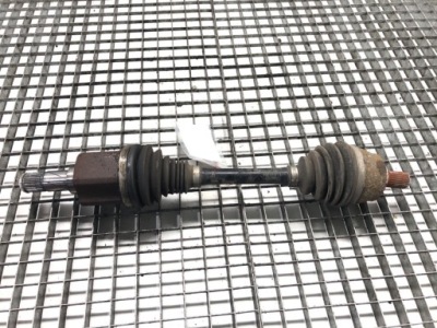 Приводной вал левое  перед volvo v40 p31325960 2.0 190km шрус фото №1