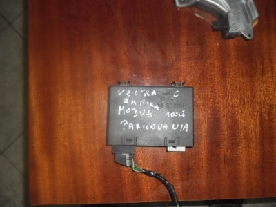 Модуль паркування opel vectra c gm13181070 фото №1