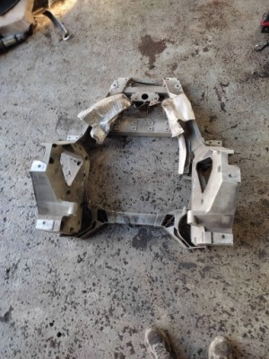 Підрамник задні ferrari california f149 232707 фото №1