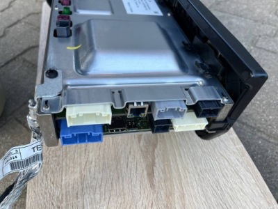Блок керування autopilot tesla model 3 1527963-01 фото №1