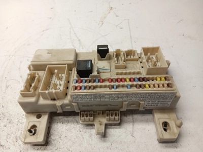 Модуль bsi bsm коробка запобіжників volvo v50 31268178 фото №1