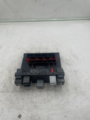 Vw caddy 3 2k 05r модуль комфорта блок 3c0937049e фото №1