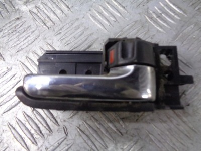 Ручка правая задняя внутренняя toyota avensis t25 фото №1