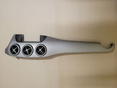 Mercedes b-kl w246 молдинг декоративная  решётка обдув консоли фото №1