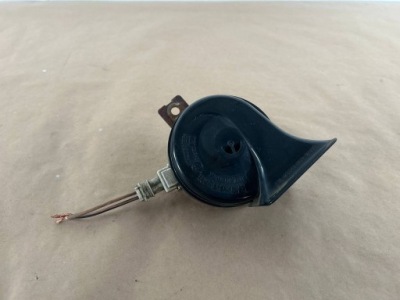 Клаксон сигнал renault scenic ii 8200082333 фото №1