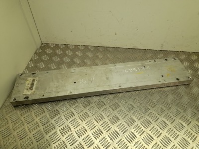 Скоба opel corsa f 2020 9841179080 фото №1