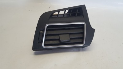 Toyota verso 12-15 решітка обдув ліва 55650-0f030 фото №1