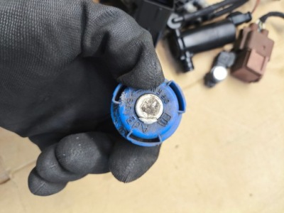 Peugeot 508 кришка adblue 508 ? фото №1