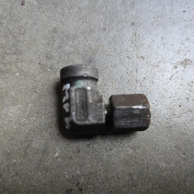 Actros mp4 arocs з'єднувач патрубок трубка підйому кабіни кутовий кутовий фото №1