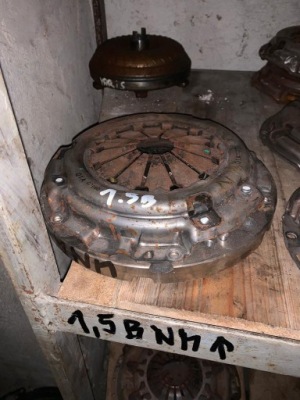 Toyota yaris iii 17-20r.1.5 диск зчеплення+ притиск фото №1