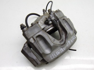 Супорт гальмівний правий перед mercedes cls w218 3.0 фото №1