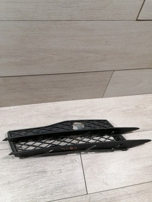 Audi r8 решётка бампер правый перед 420807682 фото №1