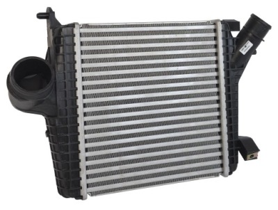 Интеркулер audi q7 q8 4m volkswagen touareg 2015+ правая 4m0145804aq фото №1