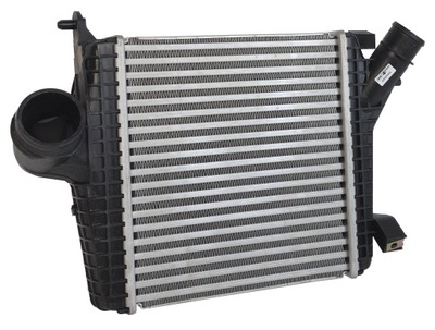 Интеркулер audi q7 q8 4m volkswagen touareg 2015+ правая 4m0145804p фото №1