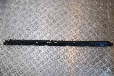 Молдинг підпора ліва mercedes w217 a2176800156 фото №1