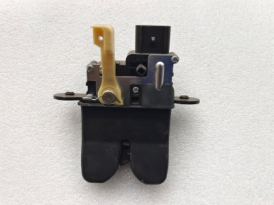 Hyundai ioniq замок кришки багажника 81230-g2000 фото №1