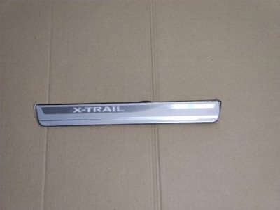 Молдинг правая порог led nissan x-trail t32 фото №1