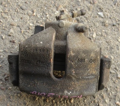 Audi a3 8p 2.0 tdi супорт лівий перед фото №1