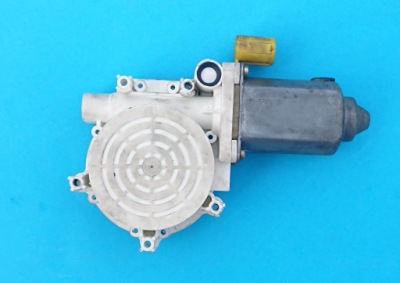 Mini r52 cabrio двигатель подъемника стекло правый wwa фото №1