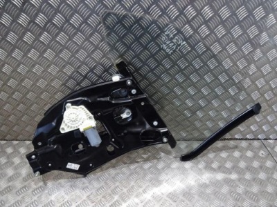 Mercedes s w217 кабриолет  стекло левая задняя двойной x2 a2176702500 фото №1