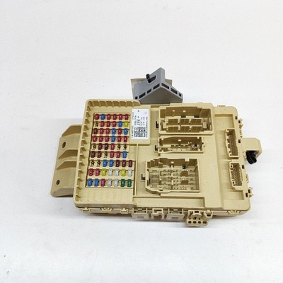 Kia ev6 2023 рамка / модуль запобіжників фото №1