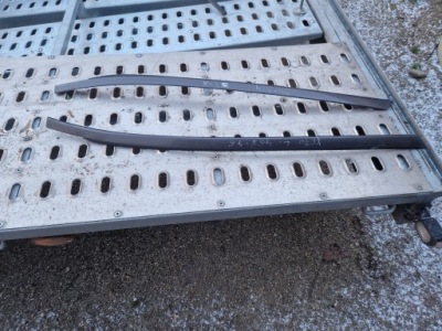 Молдинг дахова права ліва volvo v70 xc70 468-46 фото №1