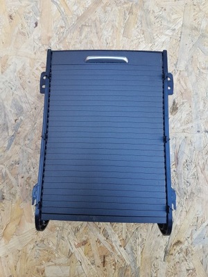 Range evoque бардачок туннель фото №1