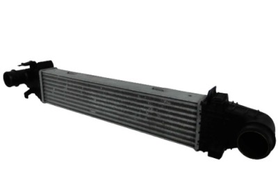 Mercedes e w212 212 ngt радиатор интеркулер фото №1