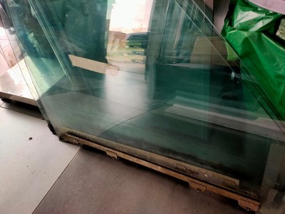 Стекло mercedes r107 sl/ slc правая/левая ryski фото №1