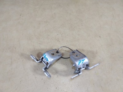 Laguna iii петля двері правий задня lak.ted69 фото №1