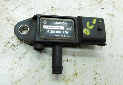 Opel zafira b 1.9 cdti 06r map датчик 0281002770 фото №1